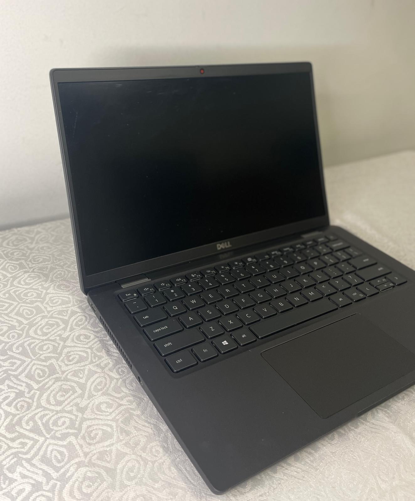 Dell Latitude 7300 i7 Laptop 16GB RAM 256GB SSD Touchscreen – Business Laptop