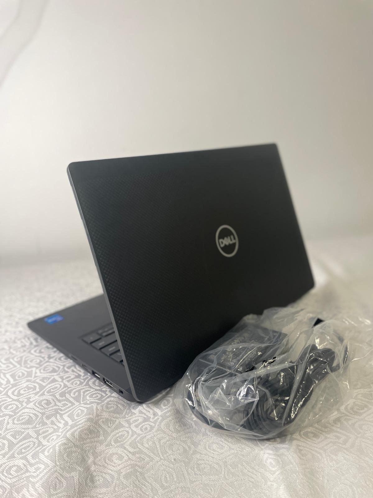 Dell Latitude 7300 i7 Laptop 16GB RAM 256GB SSD Touchscreen – Business Laptop